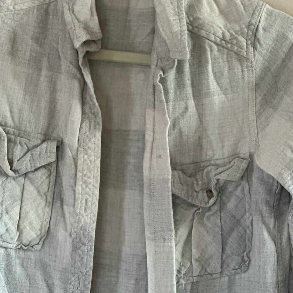 Gray Utility Jacket with Lightweight Design - Picture 3 of 4